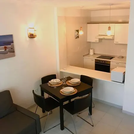 Centrale, Piscina E Vista Mare Appartement